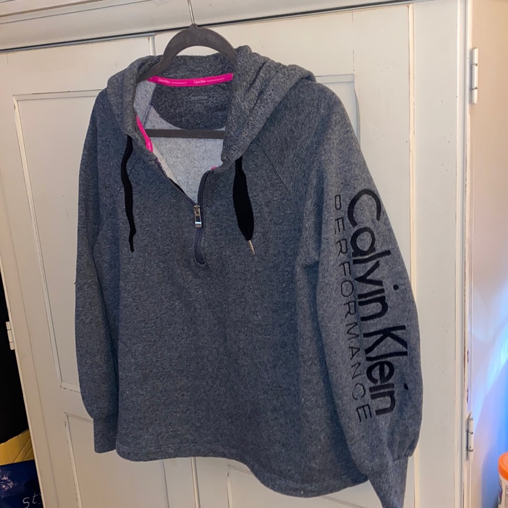 Never worn Calvin Klein sweatshirt